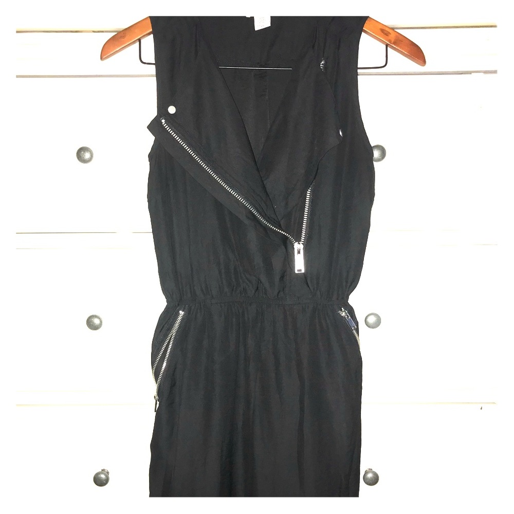 Black / silver lining dress
